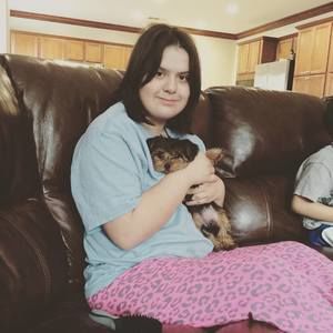 Meet your Posher, Yvette